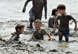 楽しいな！泥んこあそび