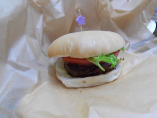 【自分だけのオリジナル!特製ハンバーガーをつくりました🍟】